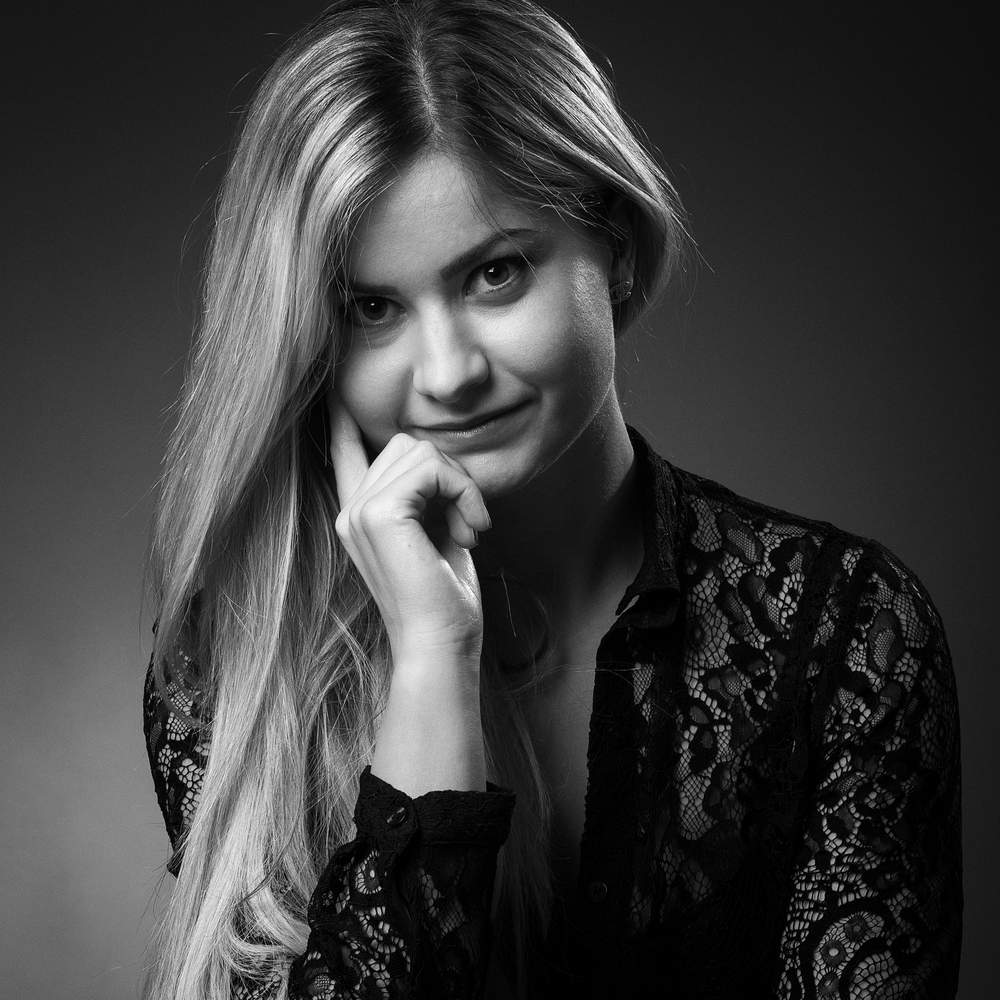 photographe-nancy-portrait-retro-noir-et-blanc-anne photographe nancy portrait retro noir et blanc anne