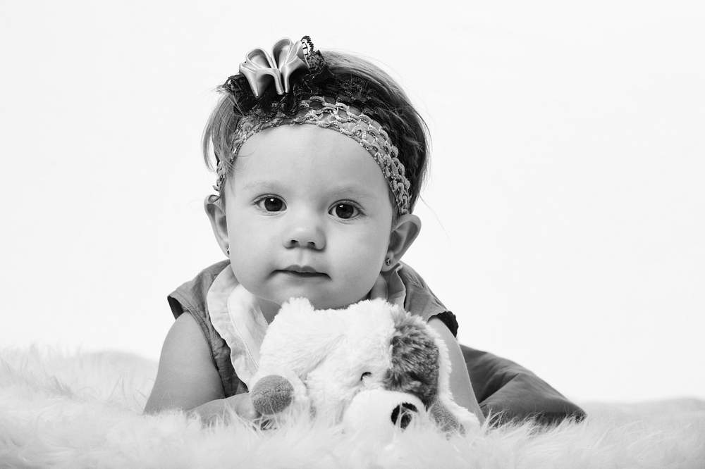 photographe nancy portrait bebe noir et blanc