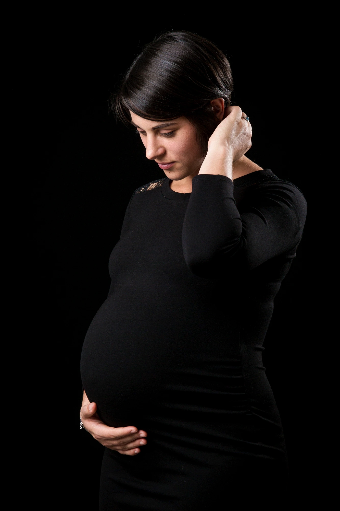 photographe femme enceinte fond noir nancy