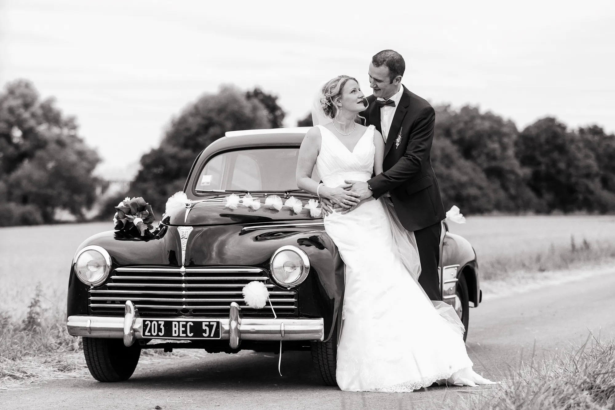 photographe mariage nancy vieille voiture campagne
